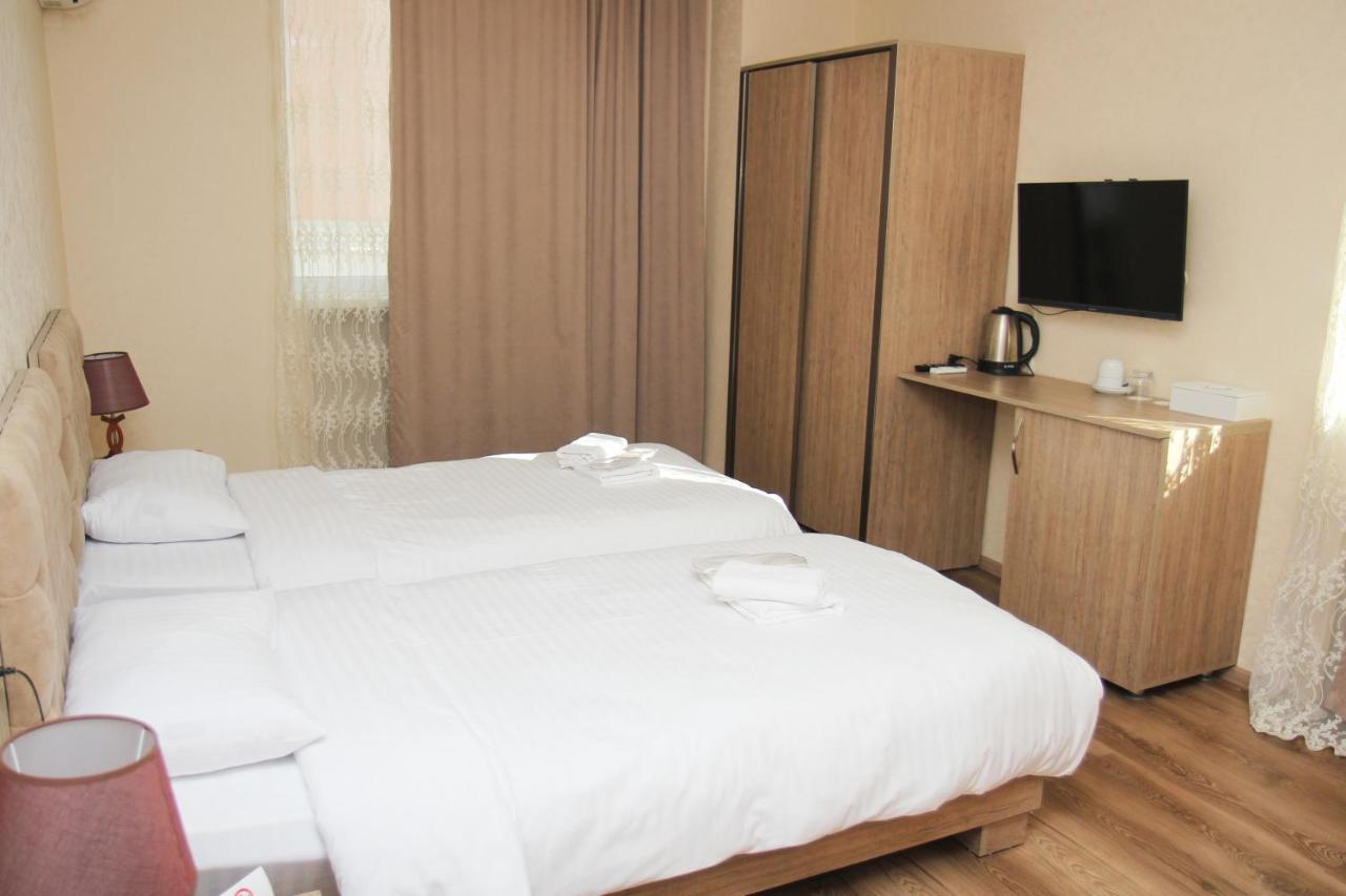 Boutique Hotel Dany Tiflis Exterior foto